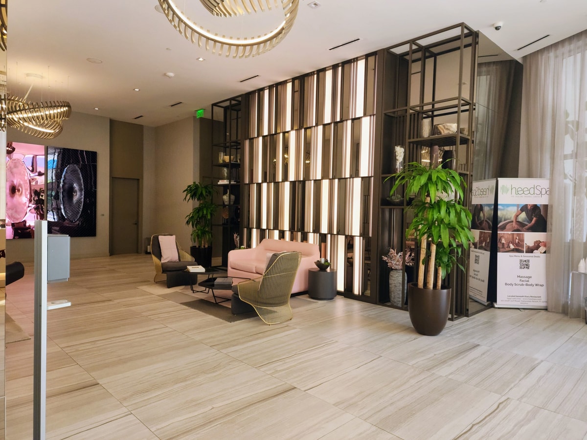 Top Oceanview 2BR Condo - CS47 20 Cielo Stays