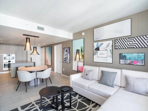 Oceanview Escape | Balcony +Resort Pool & Gym-CS47 15 Tamesys Departamentos