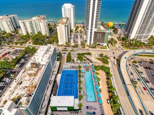 Oceanview Escape | Balcony +Resort Pool & Gym-CS47 25 Tamesys Departamentos