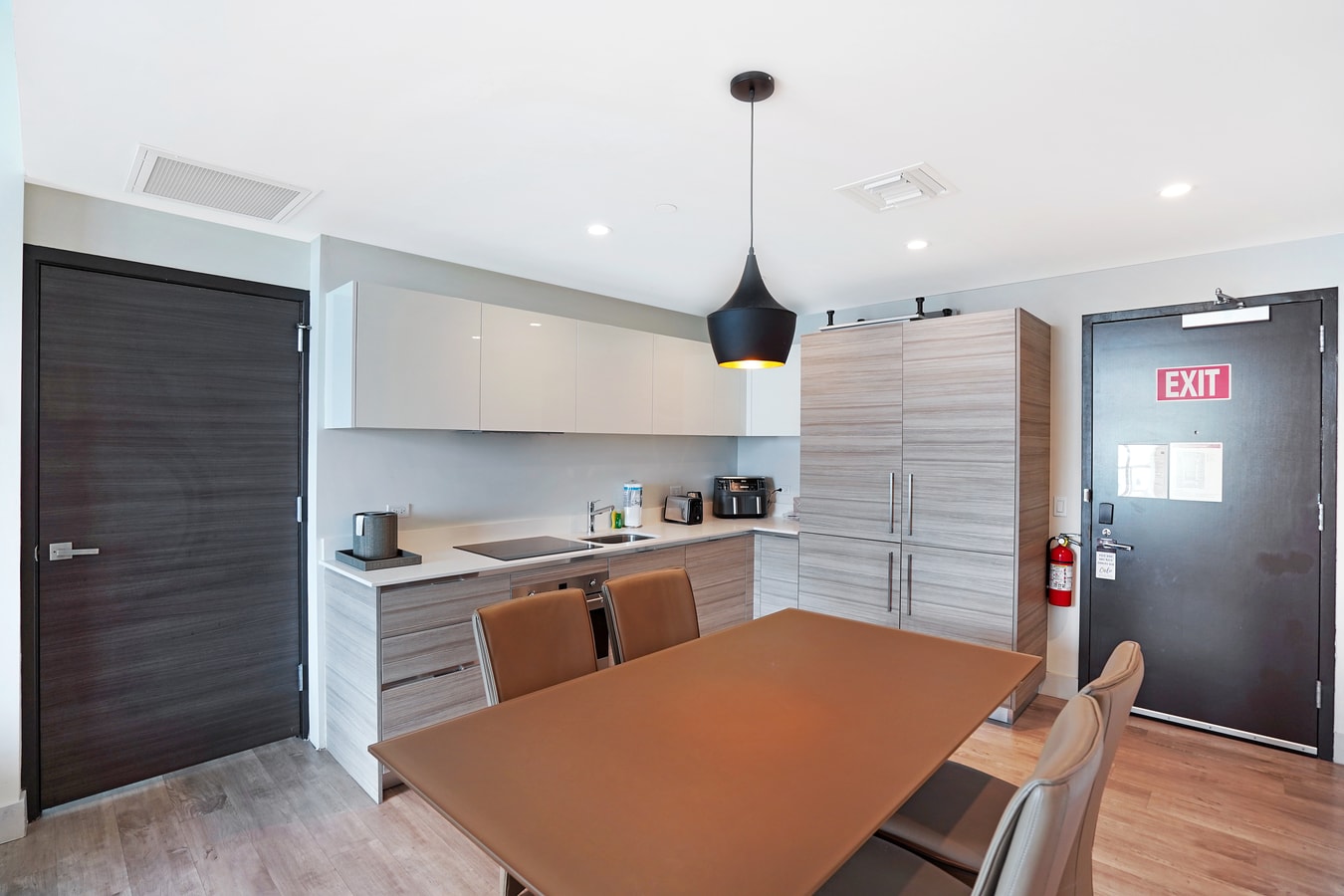 2BR Coastal Retreat w/ Stunning Sunrise Views -CS3 14 Cielo Stays