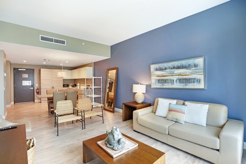 Chambre luxueuse avec coin détente et vue partielle sur l'océan-CS21 Cielo Stays