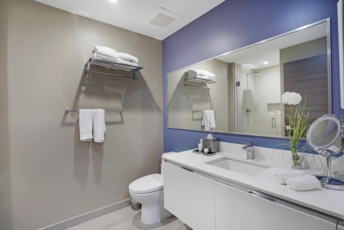 Luxury One Bedroom w Den & Partial Ocean View - CS21 9 Cielo Stays