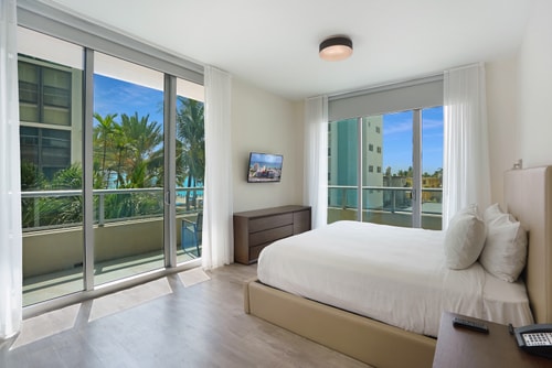 Ocean View Wraparound Balcony & Rooftop Pool-CS1 Cielo Stays