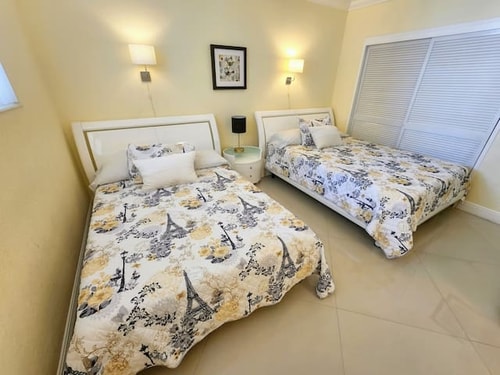 Beachside 1BR | No Fees | Pool & Beach Access CS60 8 Manlio Viajes  |  Agencia de Turismo