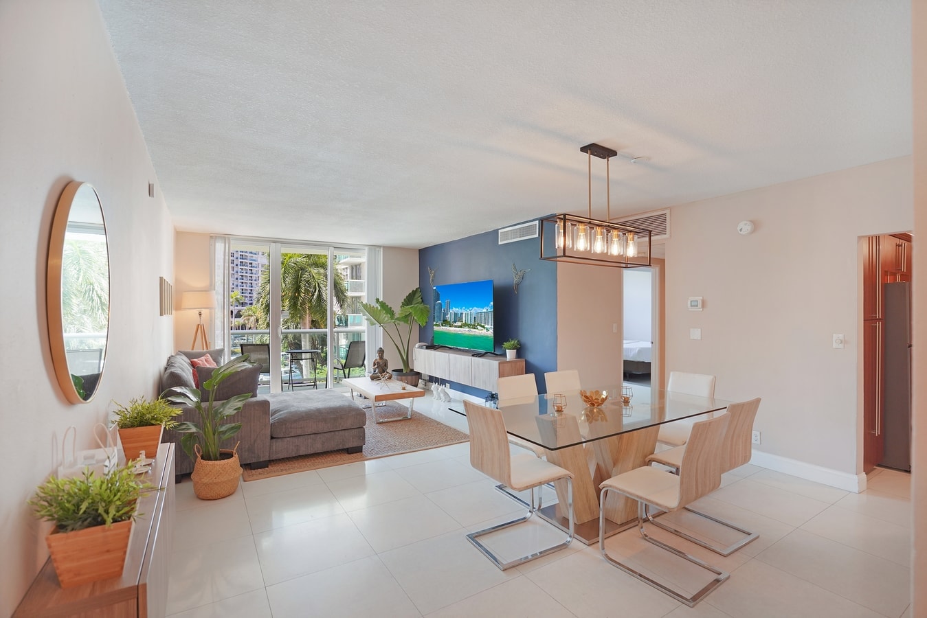 Charming Condo with Relaxing Vibes at Tides - CS57 Cielo Stays