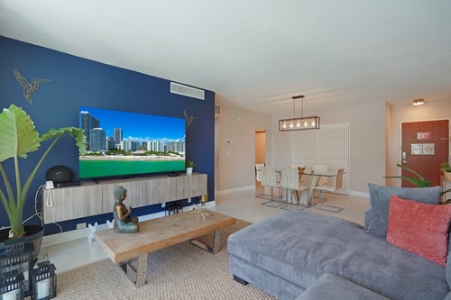 Charming Condo with Relaxing Vibes at Tides - CS57 4 Manlio Viajes | Agencia de Turismo