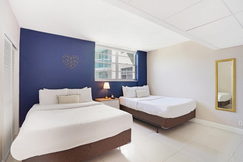 Beachside 1BR | No Fees | Steps to Sand - CS57 14 Tamesys Departamentos