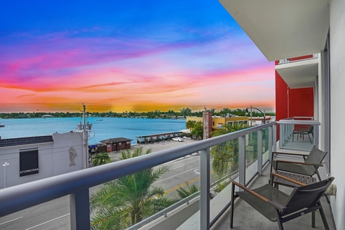 CH Luxury Water View And An Incredible Sunset-CS36 0 Tamesys Departamentos