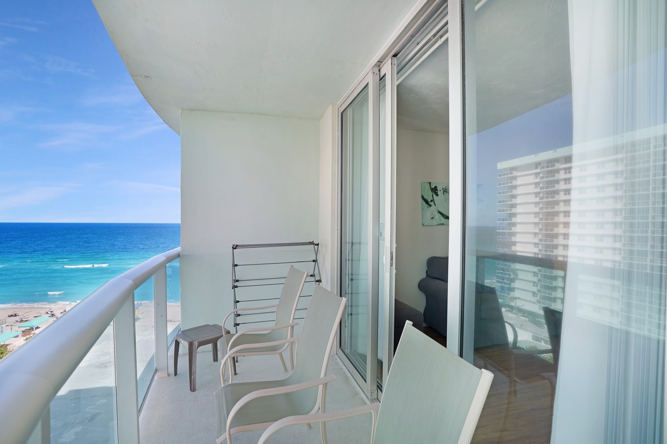 Beautiful Tides Condo Partial Ocean View-CS53 6 Cielo Stays