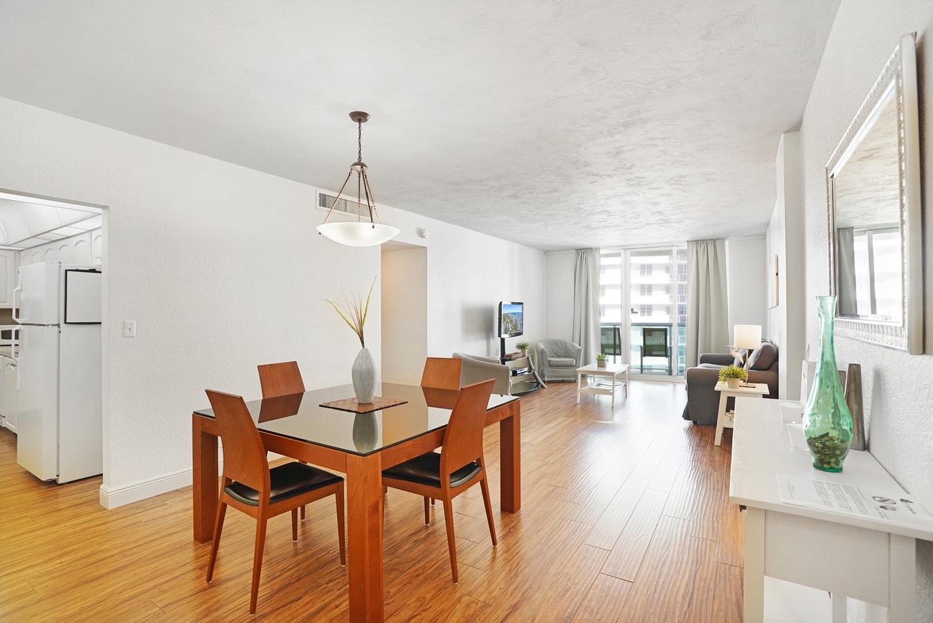 Beautiful Tides Condo Partial Ocean View-CS53 13 Cielo Stays