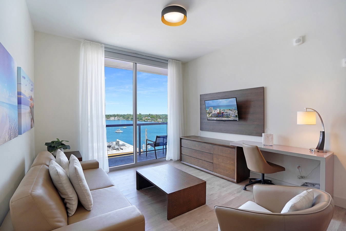 Relaxing 2BR Sunsets Over The Water-CS12 73 Cielo Stays