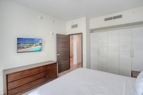 Stylish Condo w/ Partial Ocean View Retreat-CS16 1 Manlio Viajes  |  Agencia de Turismo