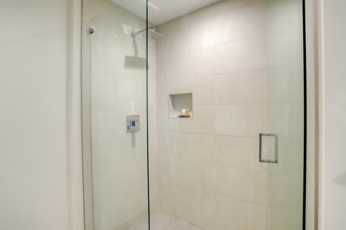 Stylish Condo w/ Partial Ocean View Retreat-CS16 10 Manlio Viajes  |  Agencia de Turismo