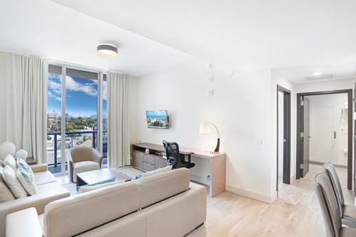 CH Luxury Spacious Beach Condo | Ocean Breeze-CS40 6 Tamesys Departamentos