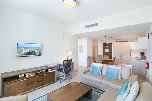CH Luxury Spacious Beach Condo | Ocean Breeze-CS40 4 Tamesys Departamentos