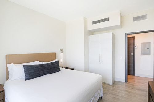 CH Luxury Spacious Beach Condo | Ocean Breeze-CS40 10 Tamesys Departamentos