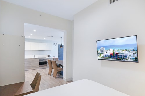 CH Luxury Spacious Beach Condo | Ocean Breeze-CS40 15 Tamesys Departamentos