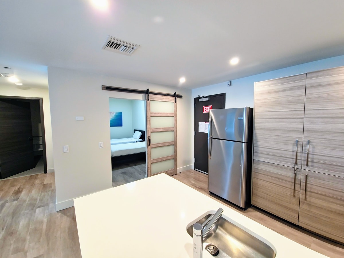Experience Comfort Large Beach Condo - CS32 3 Cielo Stays