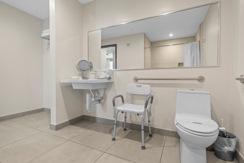 Accessible 1BR Condo w/ Partial Ocean View, CH-CS5 19 Tamesys Departamentos