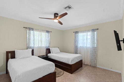 Stylish Retreat Near the Beach and Las Olas 5 Tamesys Departamentos