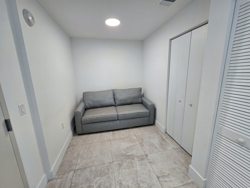 Modern Brickell Condo | Pool & Free Parking 12 Manlio Viajes  |  Agencia de Turismo