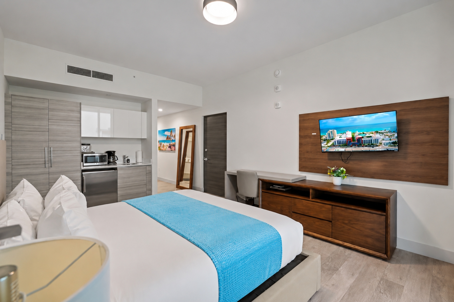 Luxury Studio W/ Tranquil Courtyard View - Cs64 - The Bahamas