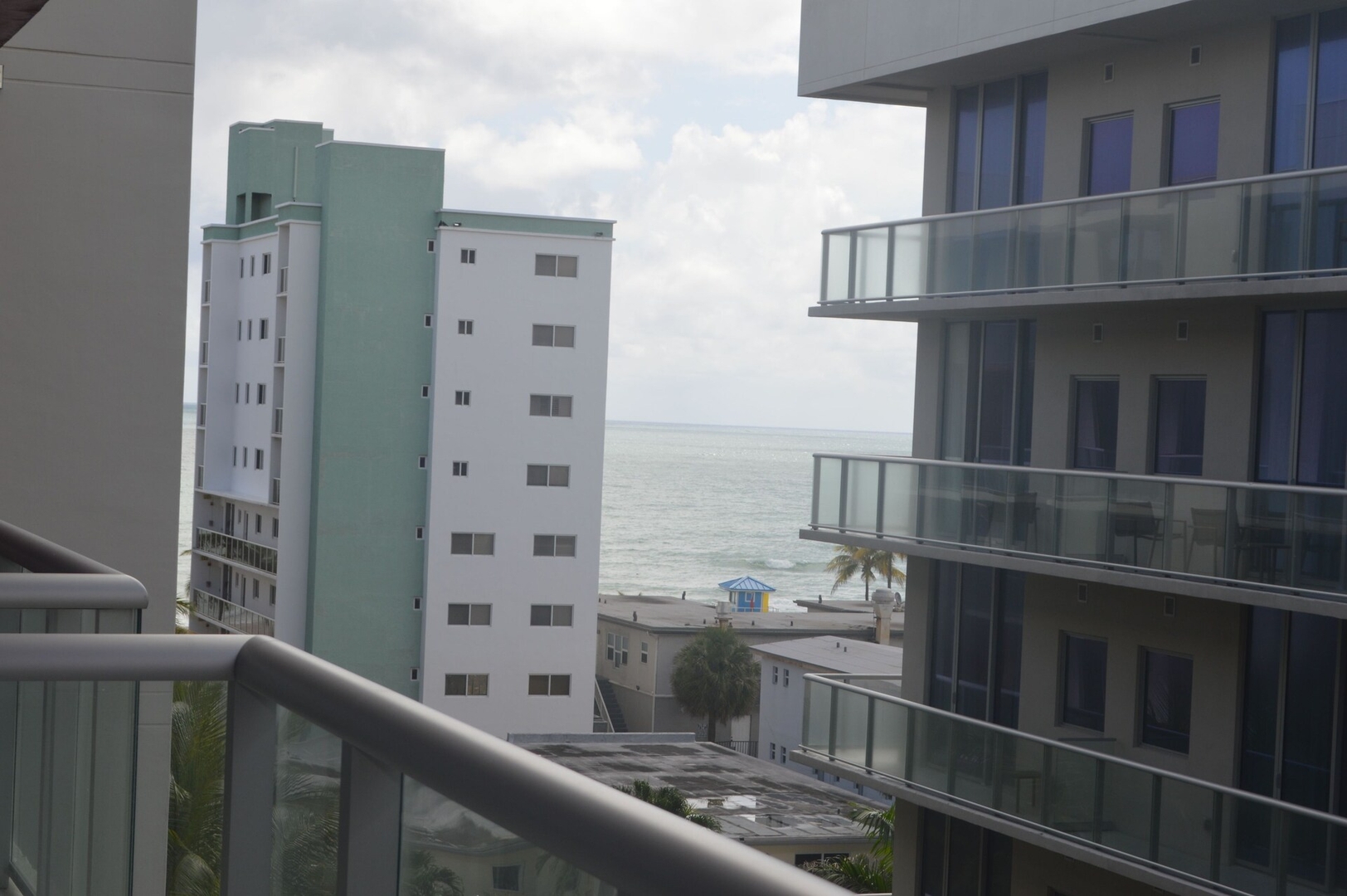 Modern Luxury Condo, Enjoy the Ocean Breeze-CS11 8 Cielo Stays
