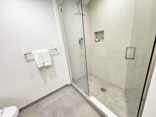 2BR Coastal Retreat w/ Stunning Sunrise Views -CS3 13 Manlio Viajes  |  Agencia de Turismo