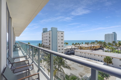 Hollywood Beach Haven - Rooftop Pool & Views-CS18 4 Tamesys Departamentos