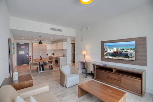 Watch the Sunrise At Your Wraparound Balcony-CS17 32 Manlio Viajes | Agencia de Turismo