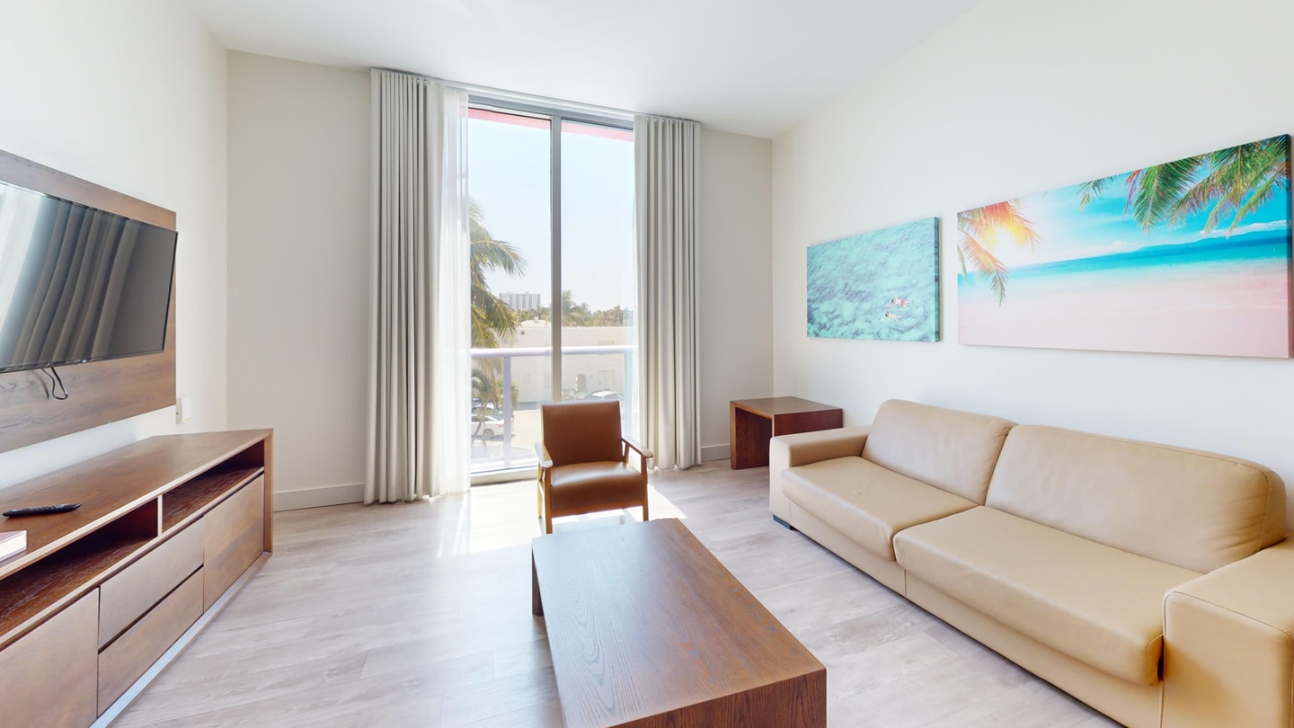 Lovely Large Luxury Beach Apt - Rooftop Pool-CS69 8 Cielo Stays