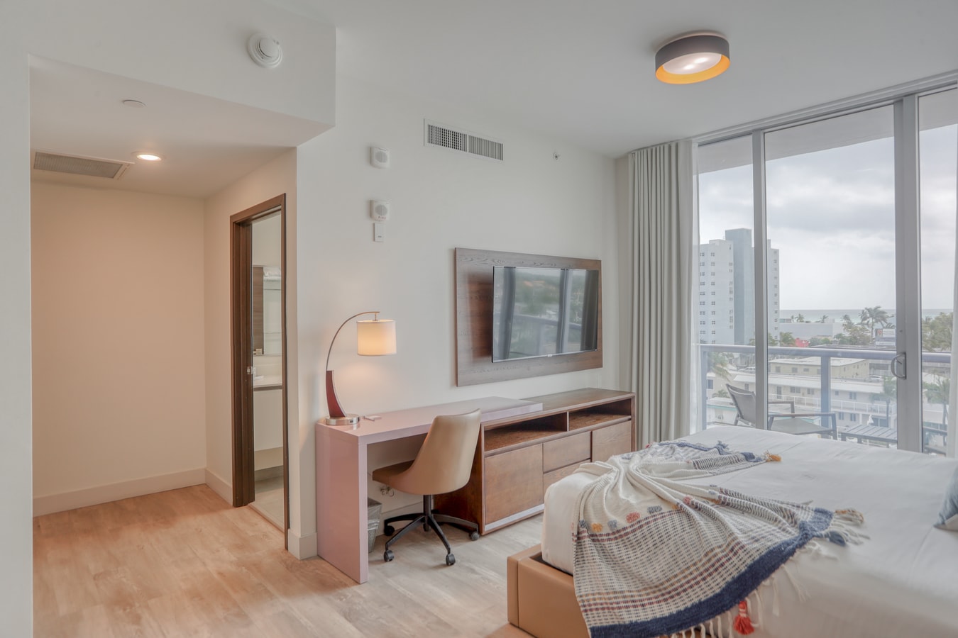 Condomínio de luxo / Acorde vendo o mar-CS43 13 Cielo Stays