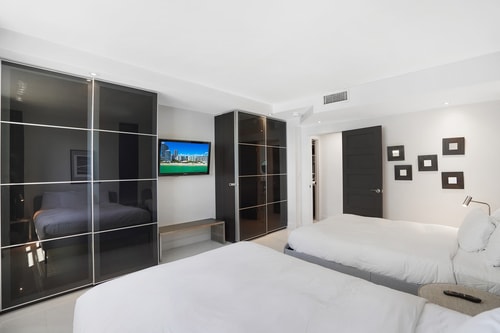 Luxurious 2 bedroom/ Full Ocean View Tides-CS56 8 Manlio Viajes | Agencia de Turismo