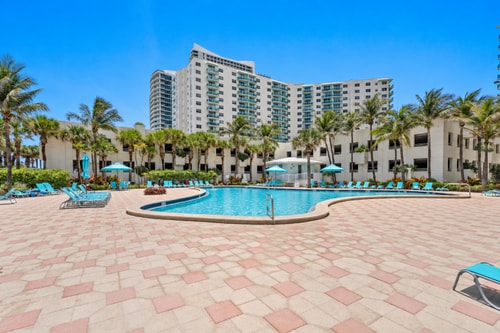 Oceanfront Luxury | 2BR Condo| No Resort Fees 4 Cielo Stays