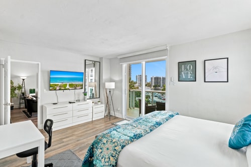 Oceanfront Luxury | 2BR Condo| No Resort Fees 59 Cielo Stays