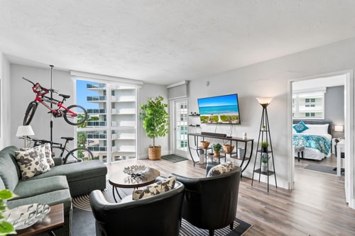 Oceanfront Luxury | 2BR Condo| No Resort Fees 61 Cielo Stays