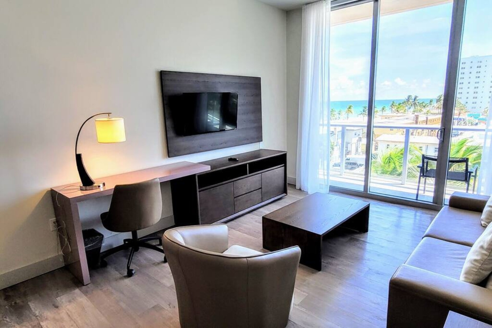CH Luxus, zwei Schlafzimmer und teilweiser Meerblick-CS2 4 Cielo Stays