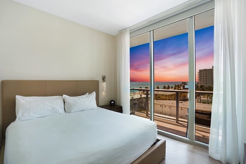 Hollywood Beach Retreat -Rooftop Pool & Views-CS19 Tamesys Departamentos