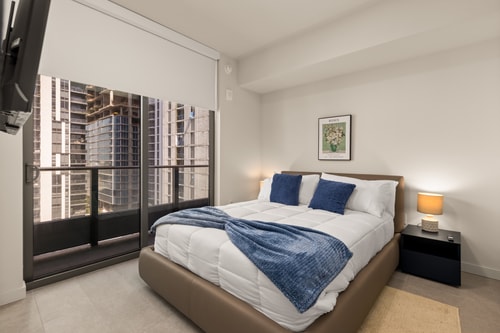 New Downtown Condo with Rooftop Pool 4 Cielo Stays