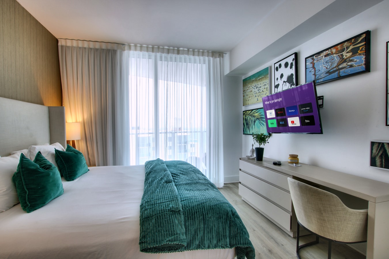 Luxury Beach Condo with Rooftop Pool 29 Cielo Stays