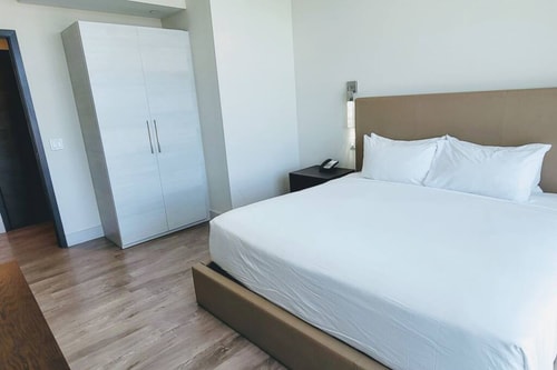 CH Luxury Large Condo & Partial Ocean View-CS2 17 Manlio Viajes  |  Agencia de Turismo