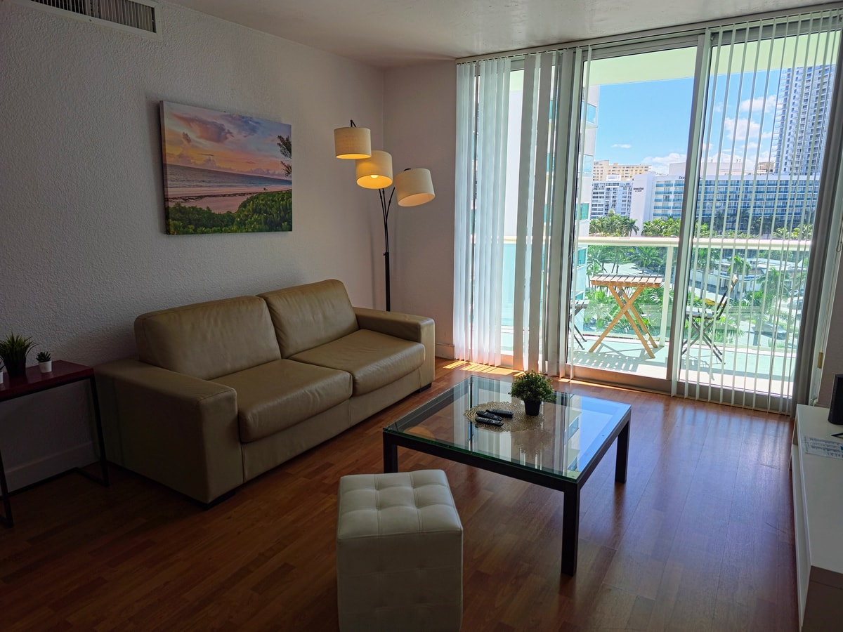 Condomínio relaxante no The Tides - Hollywood-CS64 9 Cielo Stays