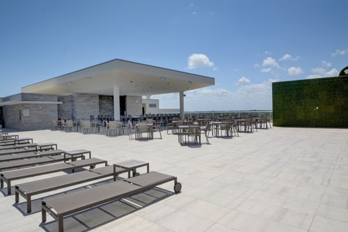 Luxury Beach-side Studio W/ Rooftop Pool-CS28 25 Manlio Viajes  |  Agencia de Turismo