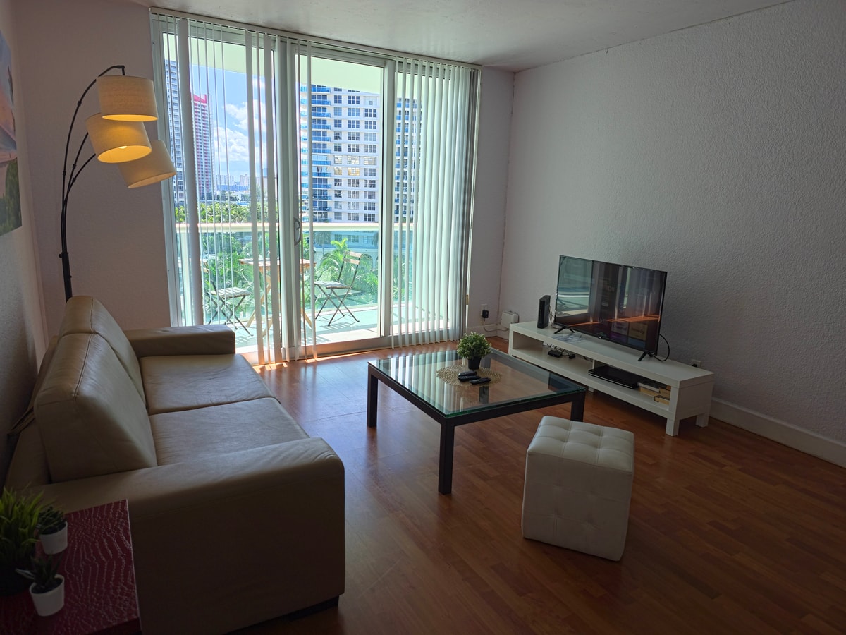 Condomínio relaxante no The Tides - Hollywood-CS64 8 Cielo Stays