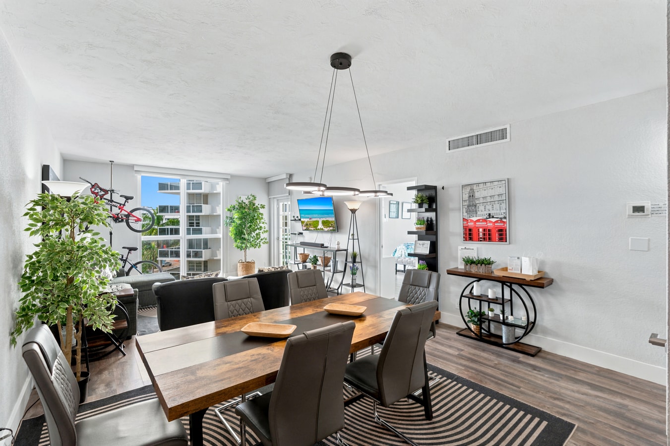Oceanfront Luxury | 2BR Condo| No Resort Fees 6 Cielo Stays
