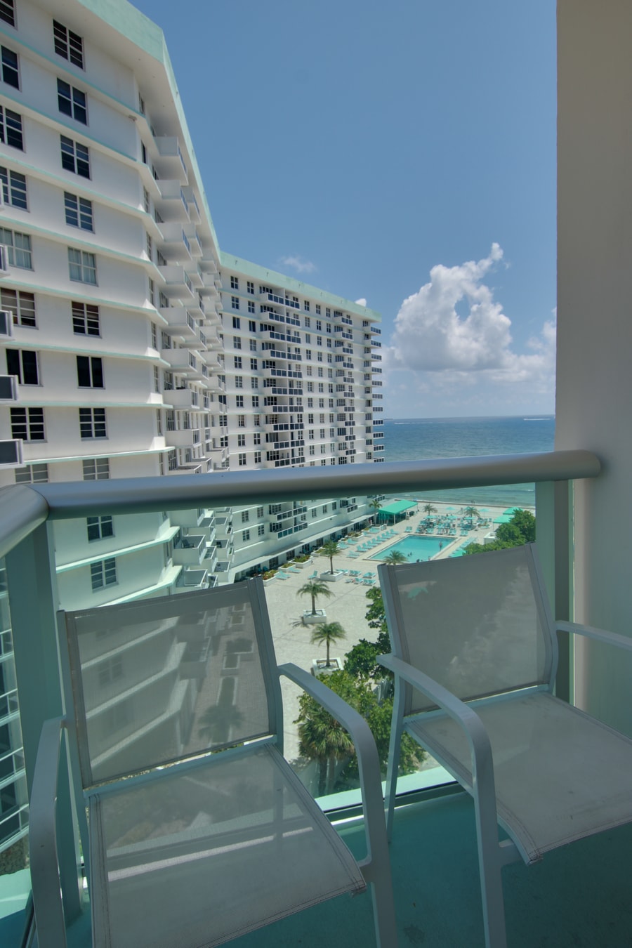 Lujo frente al mar | Condominio de 2 dormitorios | Sin cargos por servicios turísticos 19 Cielo Stays