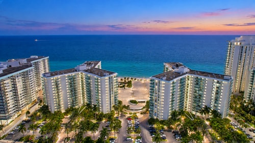 Oceanfront Luxury | 2BR Condo| No Resort Fees 3 Cielo Stays