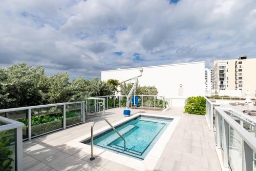 Luxury Ocean Breeze Condo W/ Balcony at CH-CS22 41 Manlio Viajes | Agencia de Turismo