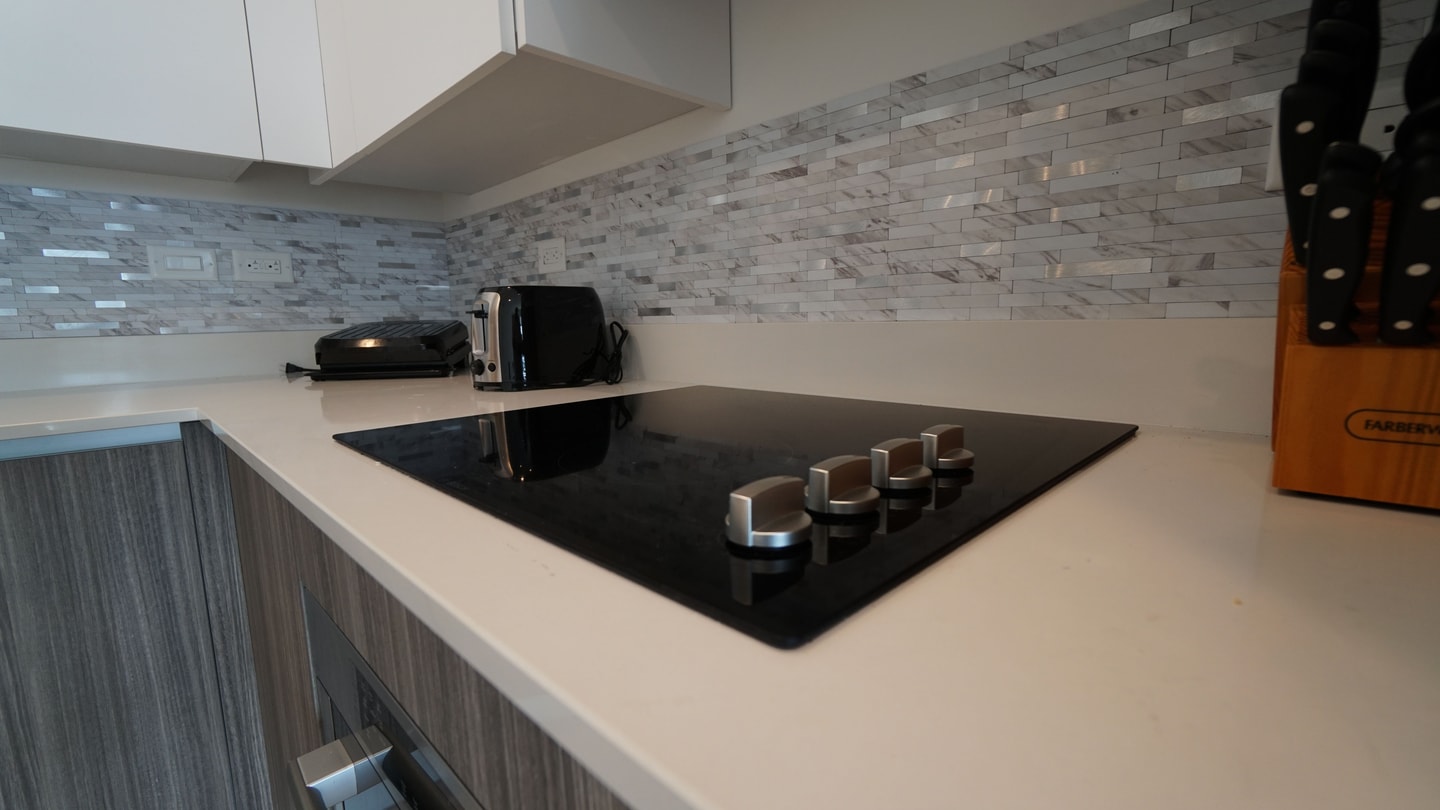 Brickell Modern Condo | Kostenloses Parken + Pool - CS65 17 Cielo Stays