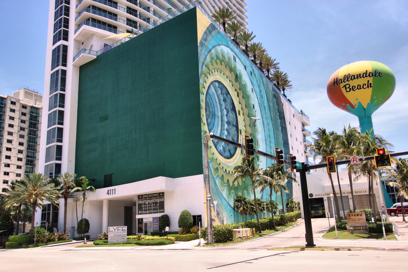 Luxury Beach Condo with Rooftop Pool 45 Cielo Stays